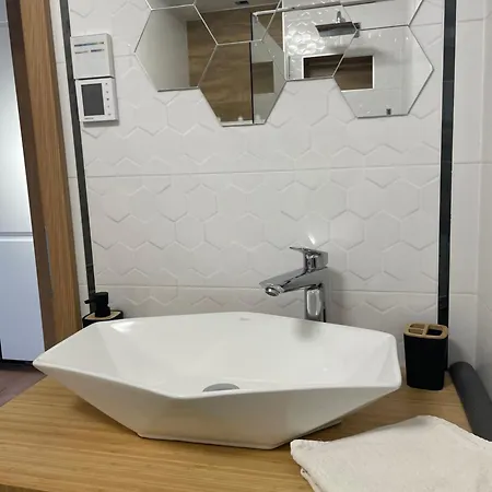 Apartment Hexagon *